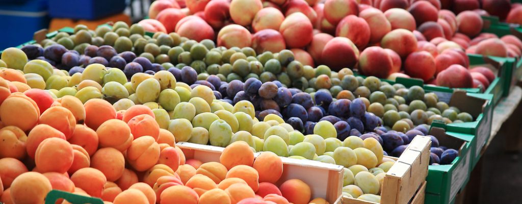 Fruits,And,Vegetables,In,Season,,Local,Market,Provence,France