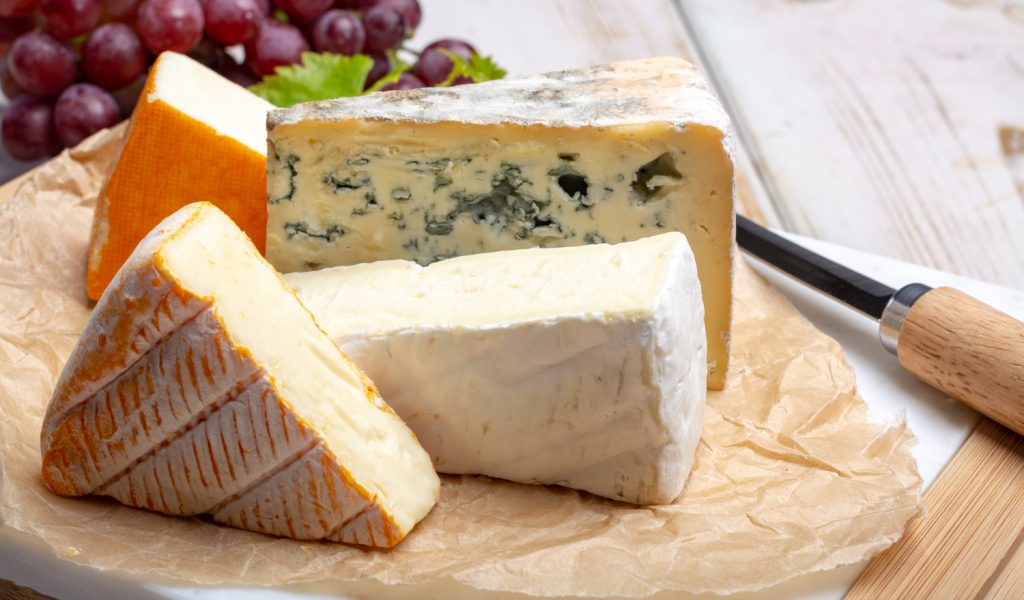 FRANCE_AUVERGNE_fromageshutterstock