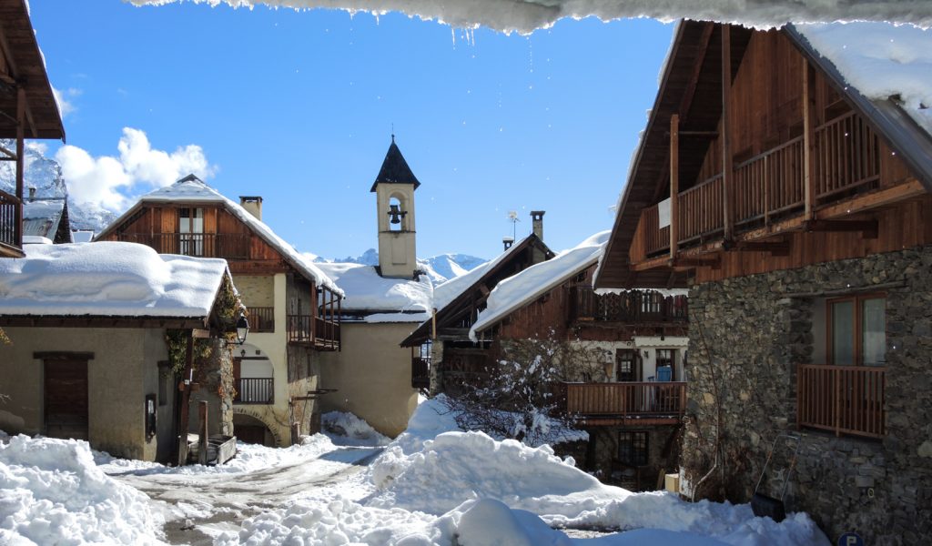 FRANCE_HAUTESALPES_neige-en-vallouise
